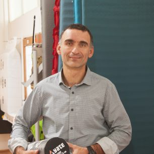 Odpovídá Roman Svoboda, spolumajitel firmy Yate, která karimatky vyrábí.