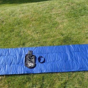 Rozložená nenafouknutá karimatka YATE Glacier Air Mat