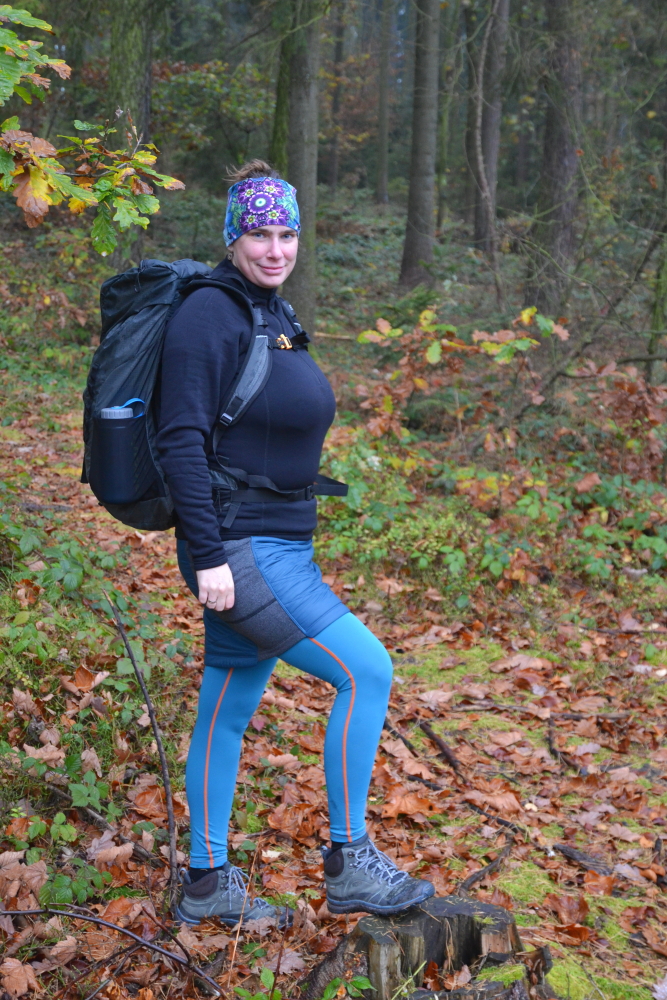 Zateplovací sukně Smartloft 60 americké značky Smartwool s vlněnou izolací je nepostradatelným kouskem do chladnějšího počasí v šatníku každé horalky.