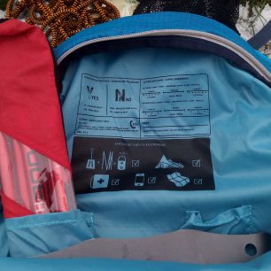 Extra kapsa na uložení sondy a lopaty včetně rescue infografiky - Vaude Back Bowl 22.