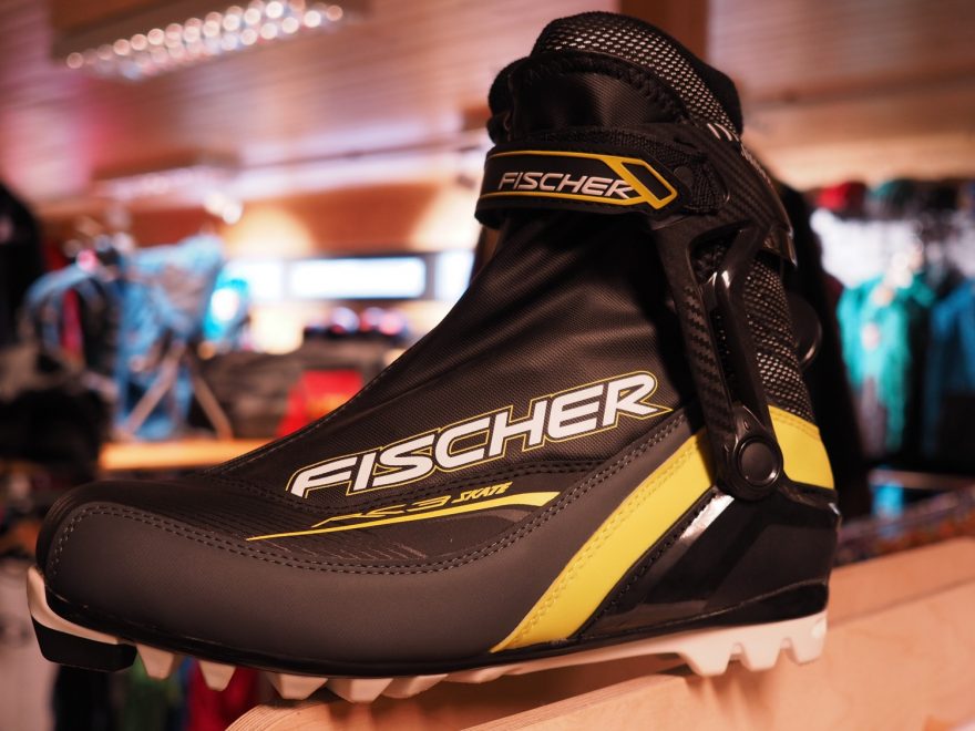 Fischer RC3 skate - bota určená pro bruslařský styl běhu na lyžích