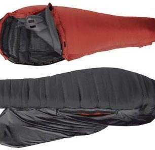 Strečové provedení spacáku přispívá ke komfortu spaní, specialitou je snímatelný dvojitý svrchní materiál pro lepší vysoušení.