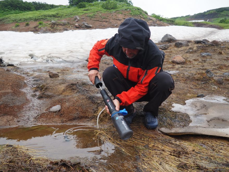 S vodou může být na Kamčatce problém, a to především kolem vulkánu Ključevskaja. Kvalitní vodní filtr je nutností.