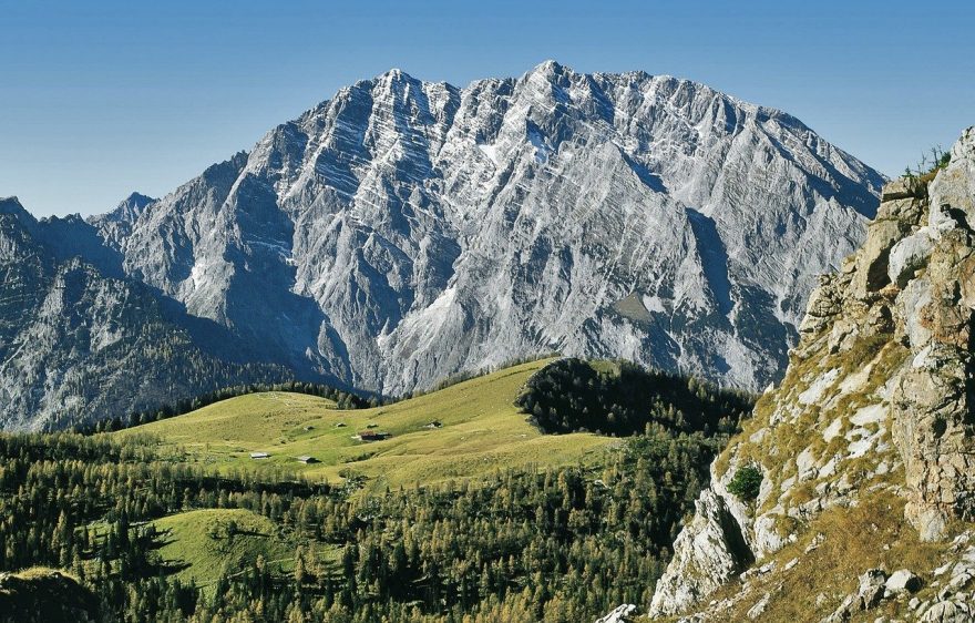 Dvoutisícovka Watzmann – Mittelspitze je zasazena v pohádkovém prostředí Berchtesgadenských Alp.