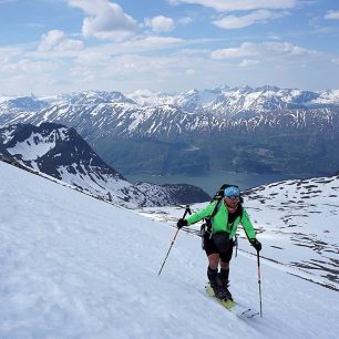 Výstup vysoko nad fjord na G3 SEEKr