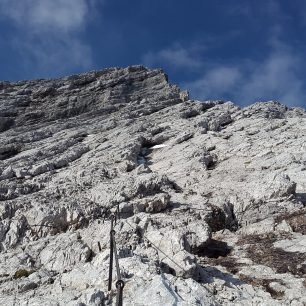 Ferata na Alpspitze v masivu Zugspitze v bavorských Alpách.