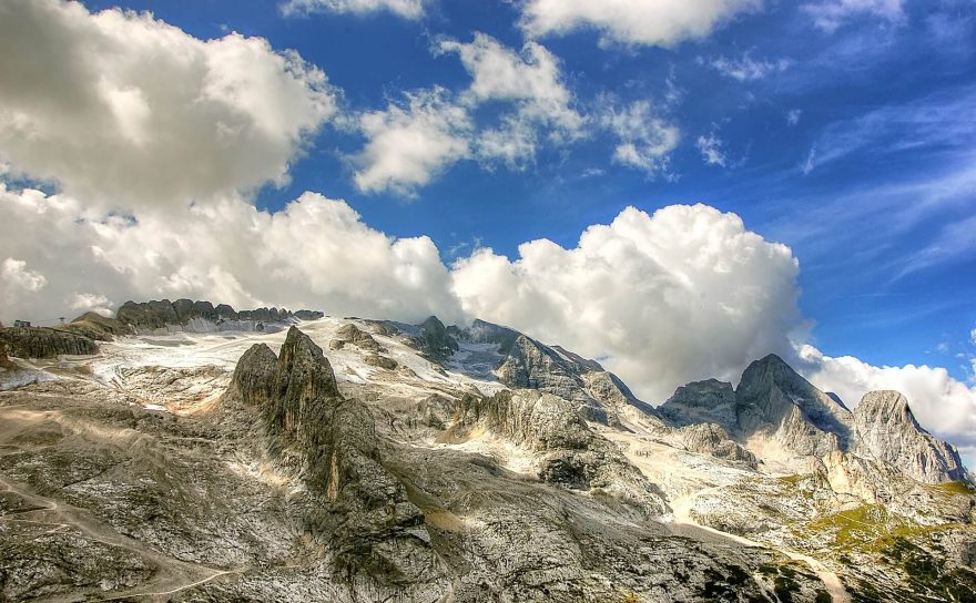 Marmolada, nejvyšší vrchol Dolomit.