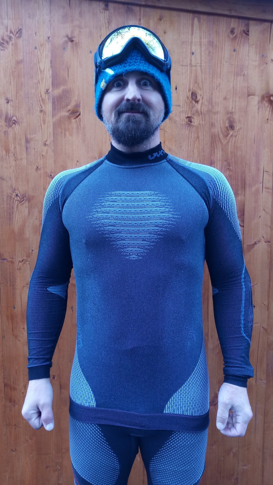 Triko UYN Evolutyon čelní pohled