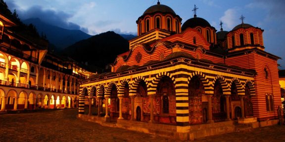 Túra za návštěvou Rilského monastýru, klenotu podhůří bulharské Rily!