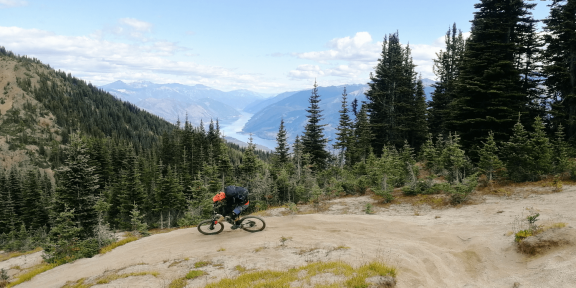 Mountain biking v nádherné Britské Kolumbii