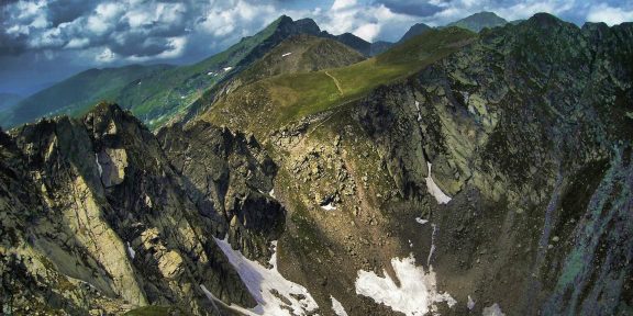 Přechod východní části pohoří Fagaraš přes nejvyšší vrchol Rumunska