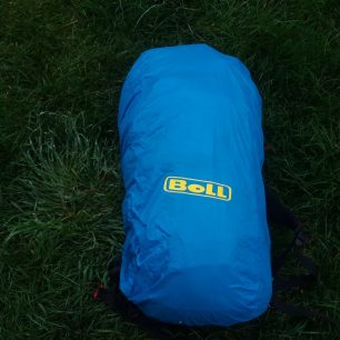 Pláštěnka je součástí batohu Boll QUANTUM 35-47.