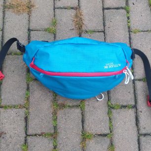 Praktická ledvinka z víka batohu Boll QUANTUM 35-47.