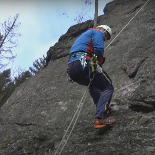 Lezení cest až do obtížnosti 5 v botech Garmont G-Radikal GTX