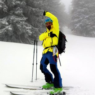 Otevření ventilace na bundě ALPINE PRO NAN