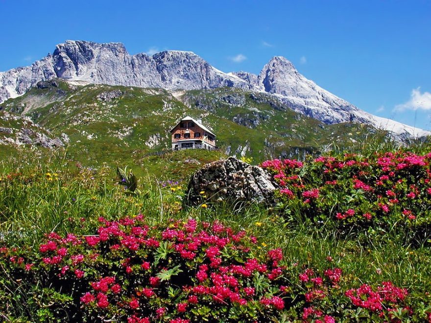 Franz-Fischer Hütte pod vrcholem Mosermandl.