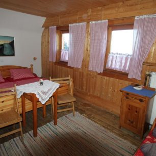 Ubytování na Edelweisshütte si domluvte předem, Schneeberg, Alpy, Rakousko