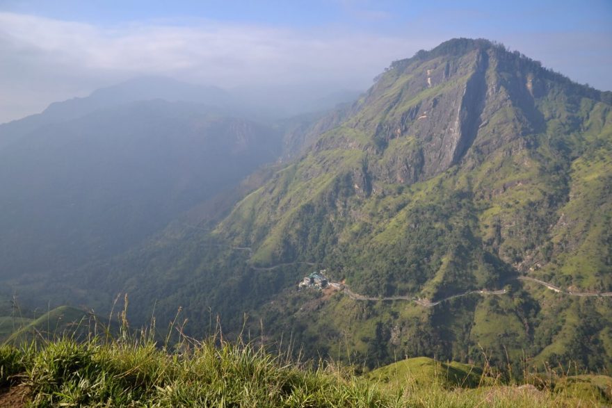 Ella rock z Little Adams Peak, Srí Lanka