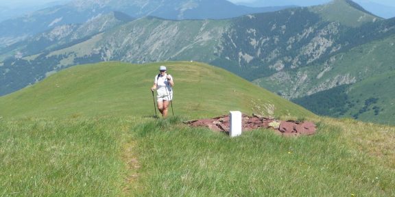 Výstup horskými loukami na nejvyšší vrchol Srbska &#8211; Midžor