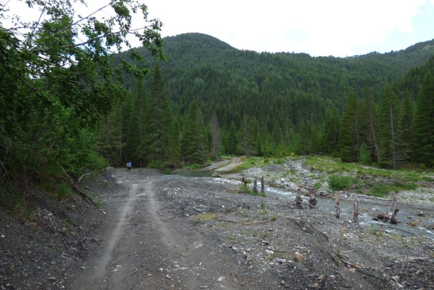 dolina Kožnjar, Djeravica, Gjeravica, Prokletije, Kosovo, Balkán