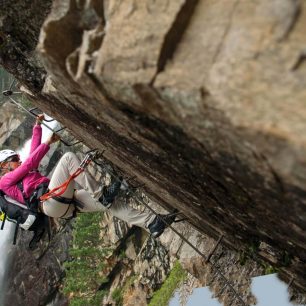 Ferata Klettersteig Lehner Wasserfall, Otztal, Alpy, Rakousko
