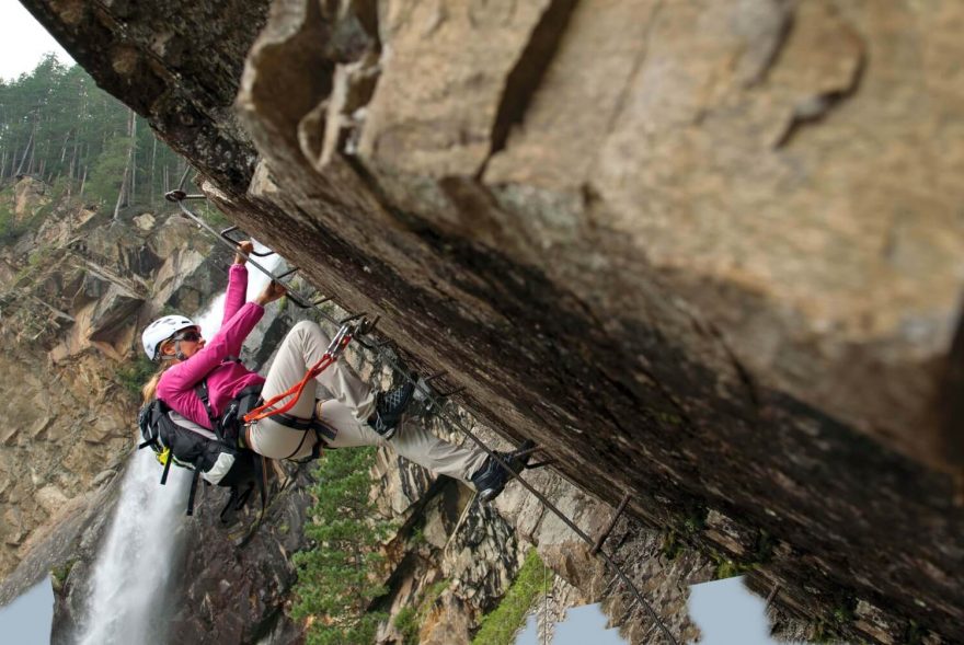 Ferata Klettersteig Lehner Wasserfall, Otztal, Alpy, Rakousko