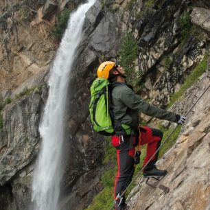 Ferata Klettersteig Lehner Wasserfall, Otztal, Alpy, Rakousko