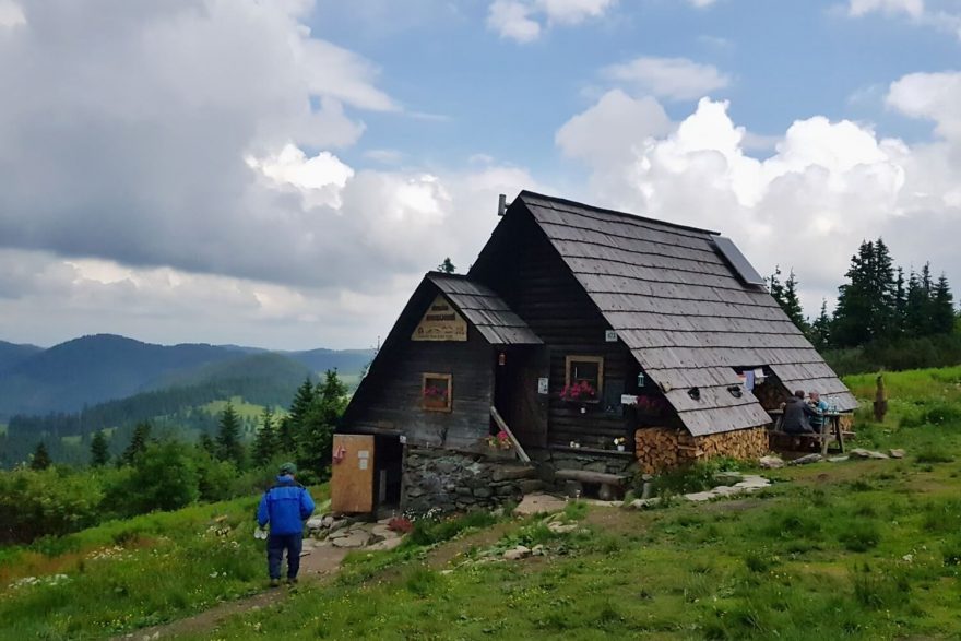 Útulna Andrejcová (1420) v Nízkých Tatrách