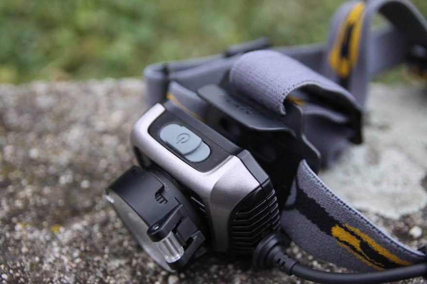 ...a při sklopení jej můžete pohodlně ovládat i v rukavicích