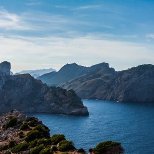 Dramatické scenerie na nejsevernějším výběku Mallorky - Cap de Formentor.