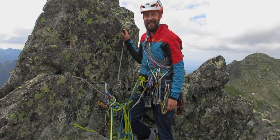 Recenze bundy: MONTURA AIR ACTION HYBRID JACKET