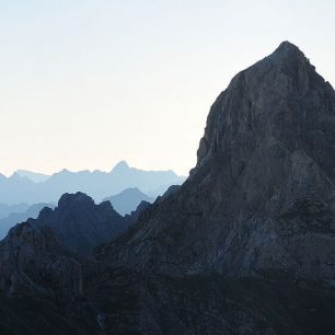 Zimba, pohoří Rätikon, Alpy.