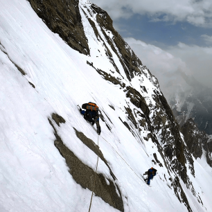 Úsek mezi C1 a C2. Expedice Muchu Chhish 2020, Karakoram, Pakistan