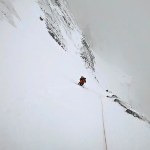 Úsek mezi C1 a C2. Expedice Muchu Chhish 2020, Karakoram, Pakistan