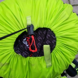 Jednoruční stahování batohu - CAMP M45