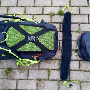 Odnímatelný bederák i víko batohu CAMP M45
