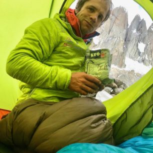 Horolezec Roger Schäli v Patagonii, 2020.