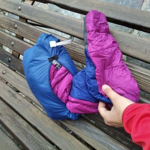 Snadno sbalitená do jedné z kapes