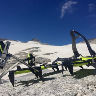 Univerzální přední upínání maček Camp Ascent.