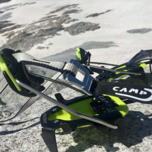 Zadní upínání maček Camp Ascent.