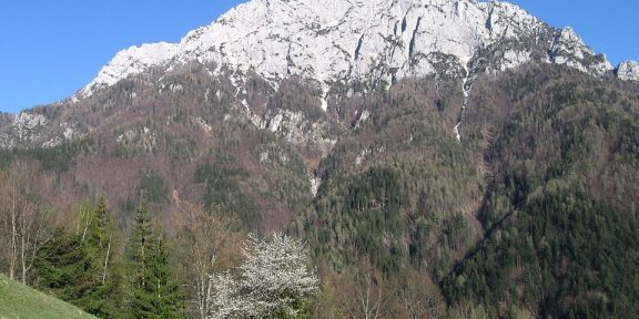 Výstup na vrchol Raduha od severozápadu