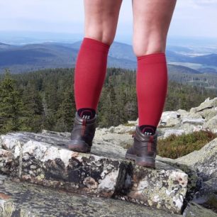 Podkolenky CEP Hiking Merino Compression Socks na přechodu Jeseníků