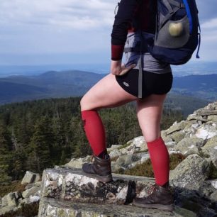 Podkolenky CEP Hiking Merino Copression Socks při přechodu Jeseníků