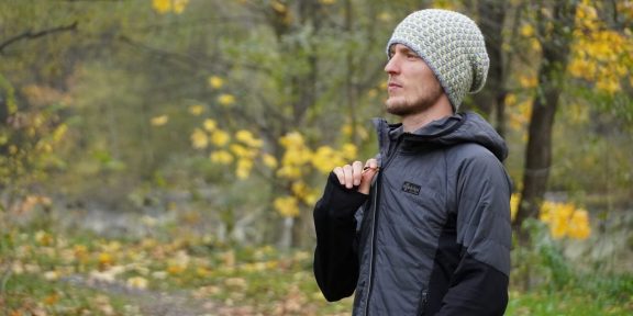 Recenze: KILPI GARES &#8211; zateplená mikina do podzimního nečasu