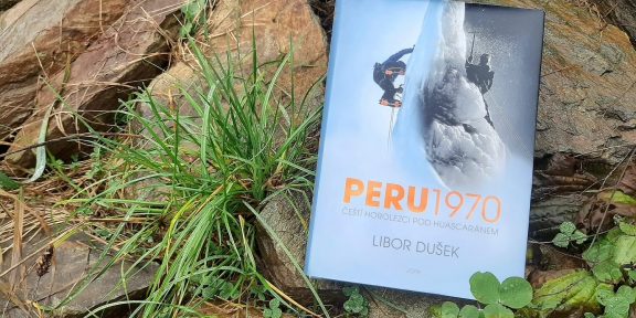 RECENZE knihy Peru 1970: Čeští horolezci pod Huascaránem