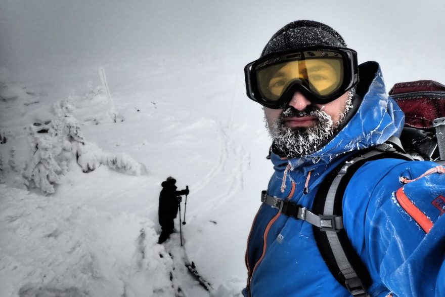 Na skialpech v Krkonoších během kompletního přechodu