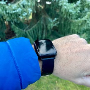 Hodinky Niceboy X-fit Watch padnou na pánskou i dámskou ruku.