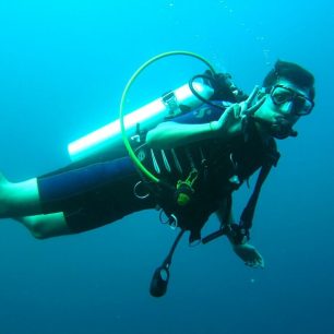 Šnorchlování a potápění při dovolené na Maledivách patří k tomu nejlepšímu na světě.