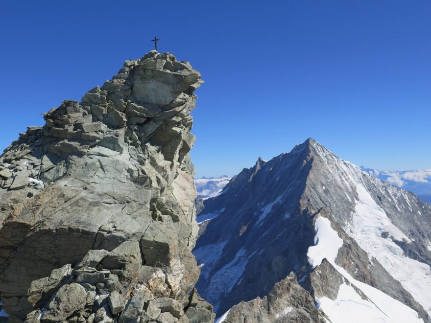 Výstup na Zinalrothorn ve Walliských Alpách