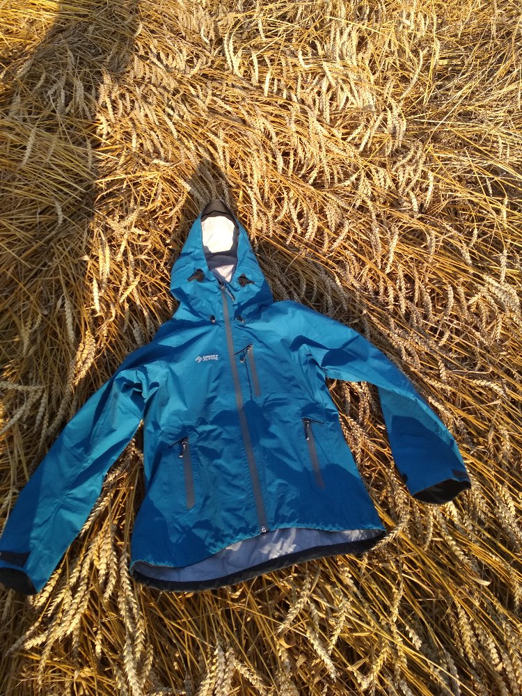 Celkový pohled na bundu Talung Lady.